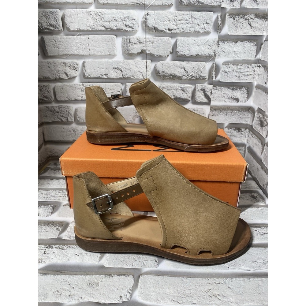 Miz Mooz Found Sand Boho Leather Strappy Sandal Women's Size 10.5W